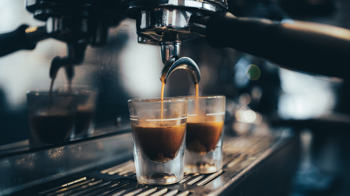 Zubereitung von Espresso im Siebträger - Martermühle