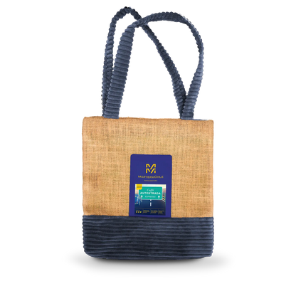Handgenähte Tasche aus einem Kaffeesack mit einer Packung Espresso Autostrada auf der Front.